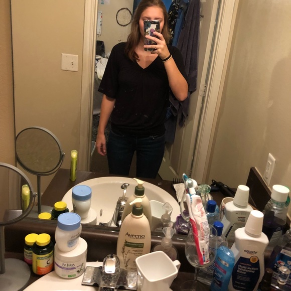 Black shirt - Picture 4 of 5